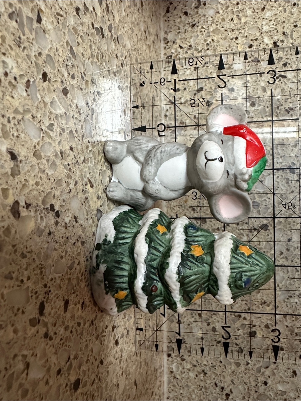 Adorable Christmas Salt and pepper shakers